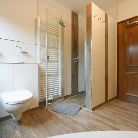Leni Apartment